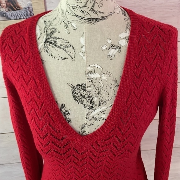𝅺new York & Co Red Sweater S - Picture 2 of 4